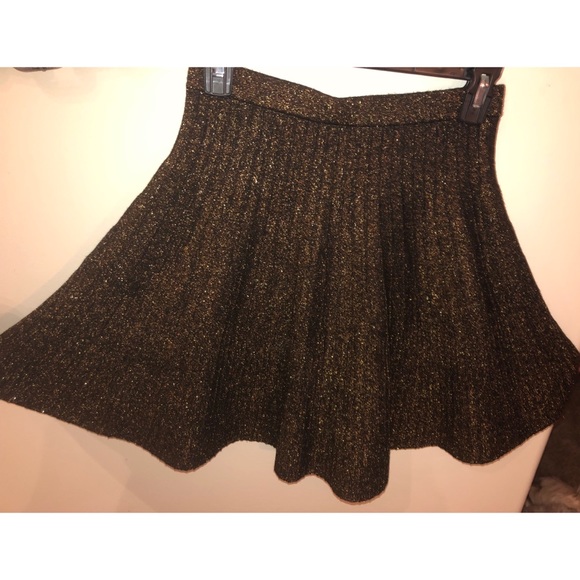 Gold Sparkle Knit High Waist Skater Skirt - Picture 3 of 4